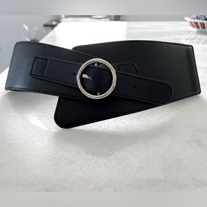 Womens wide belt